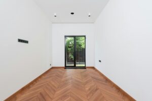 Read more about the article Vinyl Flooring Dubai For Home Interior