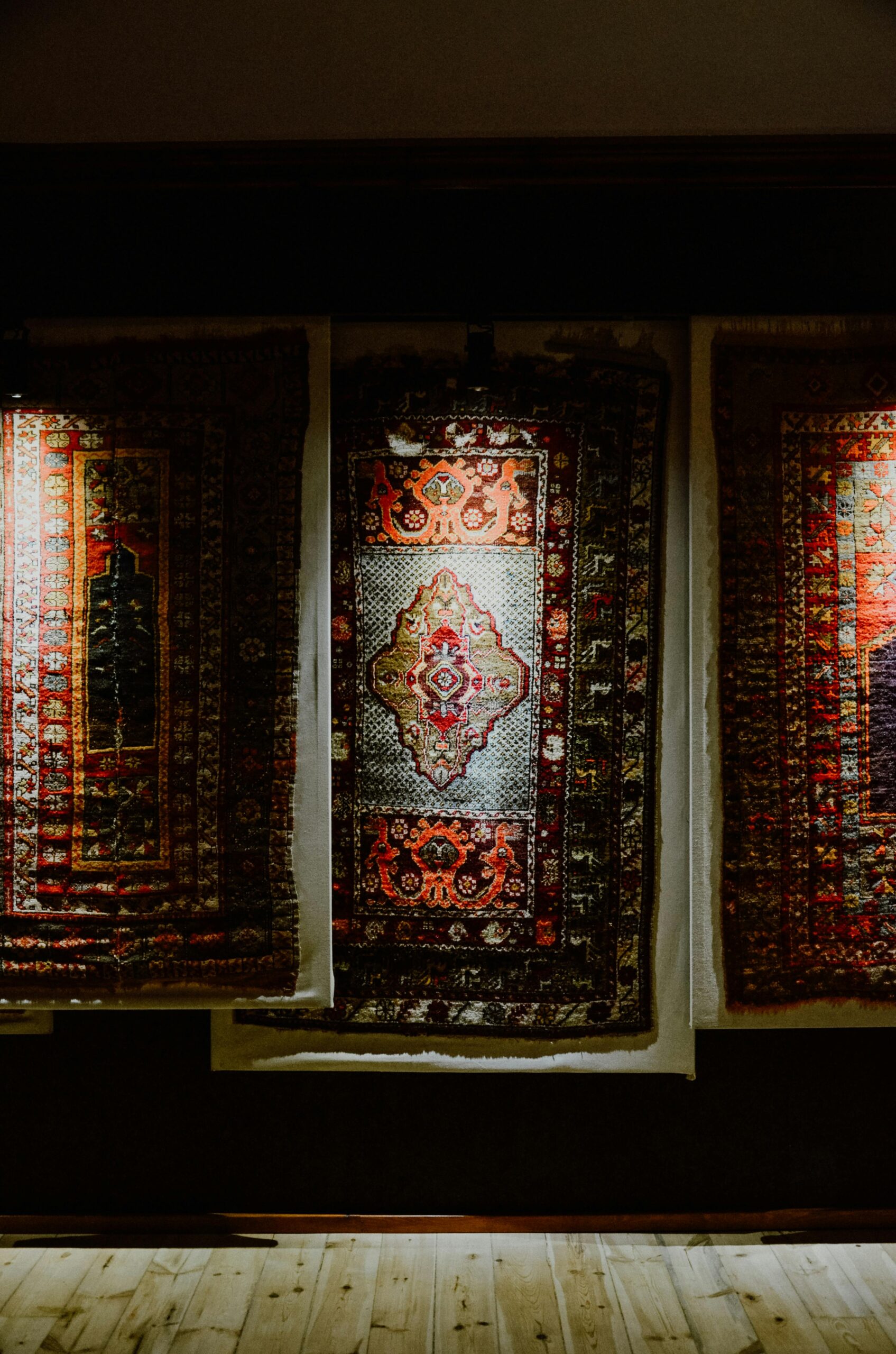 You are currently viewing Why Persian Carpets Are Considered the Finest in the World